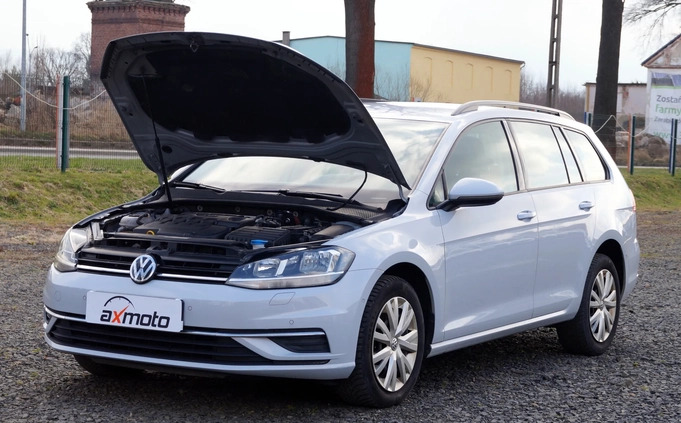 Volkswagen Golf cena 45999 przebieg: 211404, rok produkcji 2017 z Gryfice małe 562